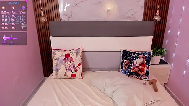 ETHANLOVE1 online show from December 3, 4:31 am