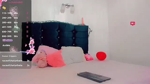 Snapshot of Rubi_30 chatting on February 14, 8:26 pm Rubi 30 online show from February 14, 8:26 pm