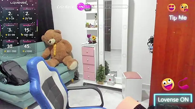 Snapshot of cynthia_watson chatting on April 4, 1:37 am cynthia watson online show from April 4, 1:37 am