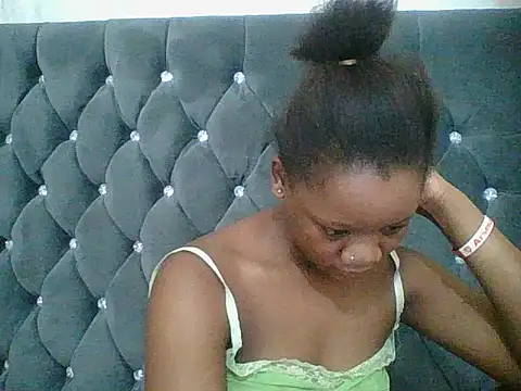 HotJeylee online show from December 20, 9:22 pm