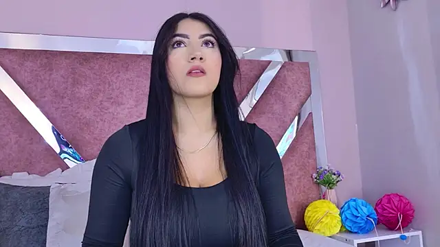 PaulinaDuarte online show from June 27, 12:10 pm