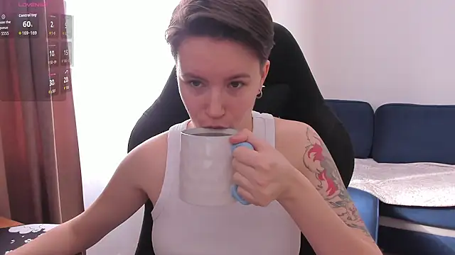 JessieFlower online show from March 7, 8:11 am