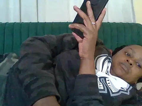 tight pussy gall online show from March 7, 5:32 pm