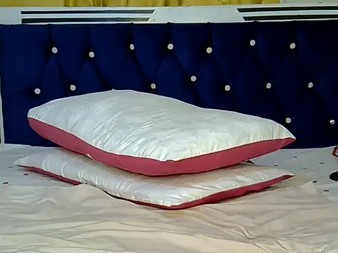 Snapshot of Goddess_nanaya chatting on July 11, 2:42 pm Goddess nanaya online show from July 11, 2:42 pm