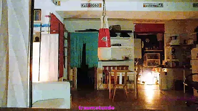 Snapshot of BongChannel chatting on January 23, 7:40 pm BongChannel online show from January 23, 7:40 pm