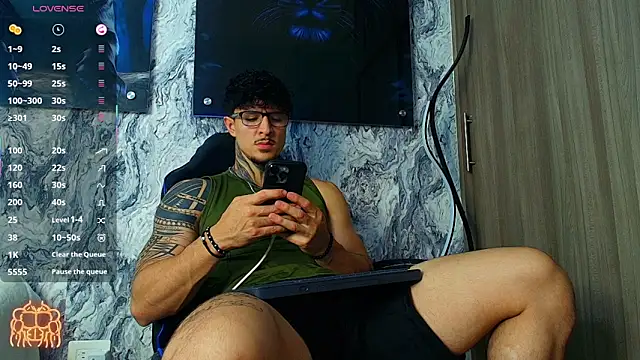 Snapshot of Jeins_carter chatting on May 9, 2:39 am Jeins carter online show from May 9, 2:39 am