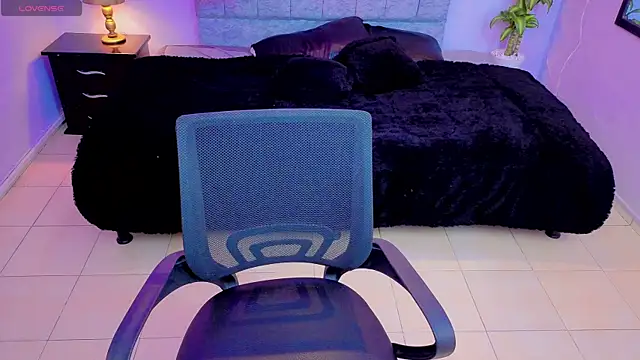 Lana stone  online show from September 21, 2:57 am