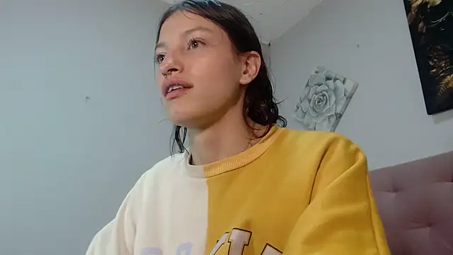 Emma-Wilson online show from March 14, 5:46 pm