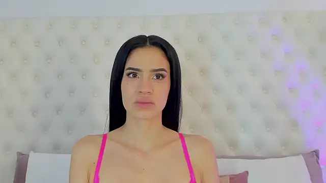 Snapshot of MALENA-ANGEL chatting on December 26, 8:42 pm MALENA-ANGEL online show from December 26, 8:42 pm