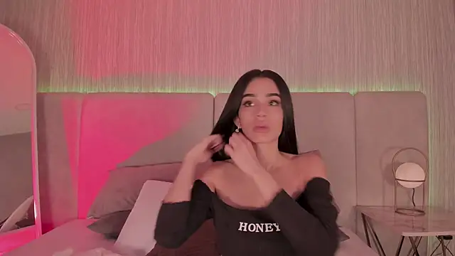 Snapshot of MALENA-ANGEL chatting on October 24, 8:16 pm MALENA-ANGEL online show from October 24, 8:16 pm