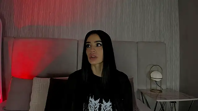 Snapshot of MALENA-ANGEL chatting on November 17, 7:52 pm MALENA-ANGEL online show from November 17, 7:52 pm