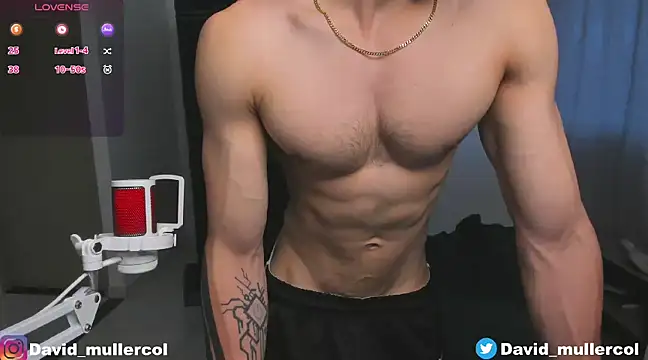 David Brown18 online show from December 7, 10:39 pm