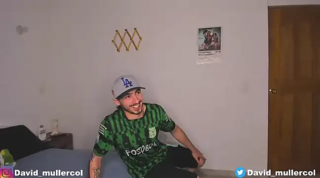 David Brown18 online show from December 14, 1:28 am