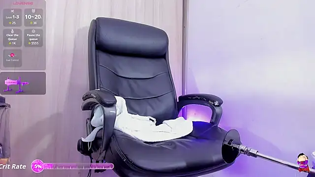 Snapshot of dominic_brandd23 chatting on July 26, 2:31 am dominic brandd23 online show from July 26, 2:31 am