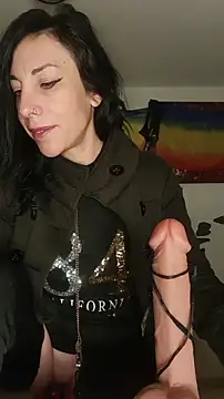 freyamoret online show from February 20, 4:20 am