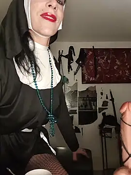 freyamoret online show from May 10, 2:06 am