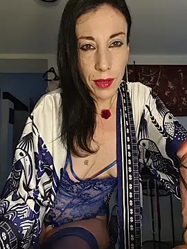 freyamoret online show from June 18, 3:40 am