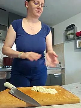 Snapshot of KristenVega chatting on October 30, 8:49 am KristenVega online show from October 30, 8:49 am