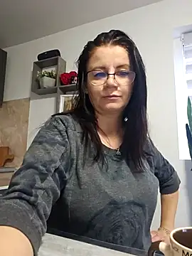 Snapshot of KristenVega chatting on November 4, 8:57 am KristenVega online show from November 4, 8:57 am