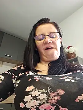 Snapshot of KristenVega chatting on November 25, 10:37 am KristenVega online show from November 25, 10:37 am