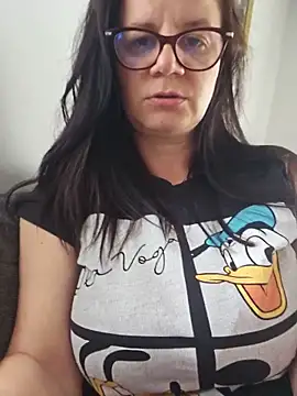 Snapshot of KristenVega chatting on June 13, 11:52 am KristenVega online show from June 13, 11:52 am