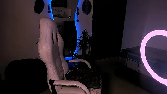 Young laroi online show from January 6, 5:30 am