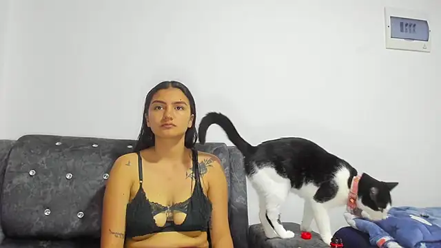 Snapshot of Mayte_sexy chatting on October 15, 1:22 pm Mayte sexy online show from October 15, 1:22 pm