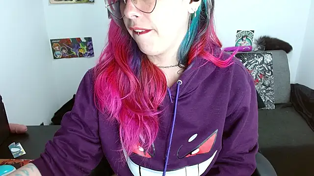 natasha laulau online show from December 17, 12:05 am