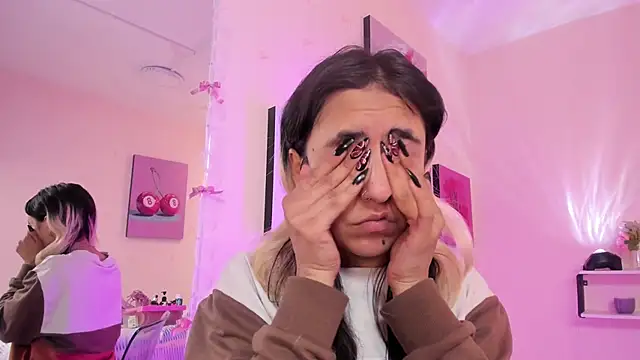 MaveParks  online show from December 2, 11:48 am