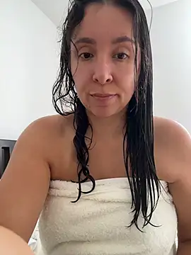 emely sexx20 online show from July 4, 10:05 pm