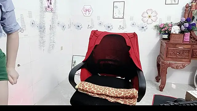 Snapshot of Lanian_99 chatting on July 25, 10:18 pm Lanian 99 online show from July 25, 10:18 pm