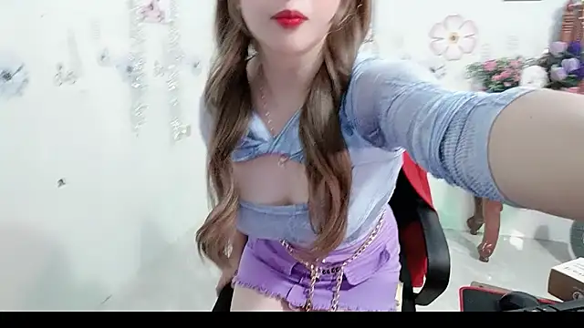 Snapshot of Lanian_99 chatting on July 31, 11:48 pm Lanian 99 online show from July 31, 11:48 pm