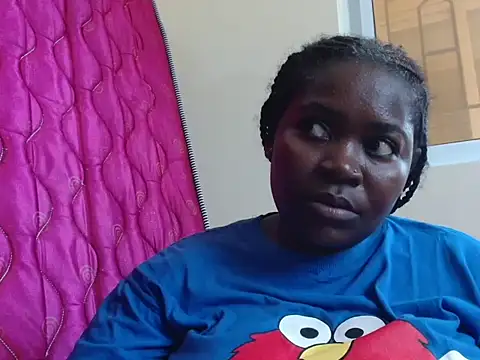 Snapshot of titi_fiesta chatting on June 15, 11:12 am titi fiesta online show from June 15, 11:12 am