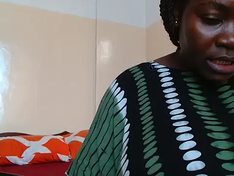 Snapshot of titi_fiesta chatting on June 17, 6:16 am titi fiesta online show from June 17, 6:16 am