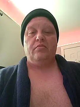 Snapshot of jrsexy83 chatting on March 4, 6:04 am jrsexy83 online show from March 4, 6:04 am