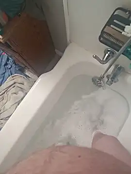 Snapshot of jrsexy83 chatting on March 6, 4:19 am jrsexy83 online show from March 6, 4:19 am