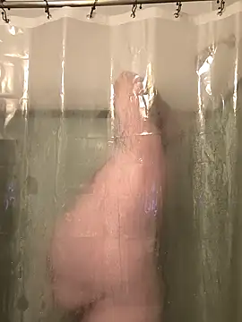 Snapshot of jrsexy83 chatting on October 15, 1:00 pm jrsexy83 online show from October 15, 1:00 pm