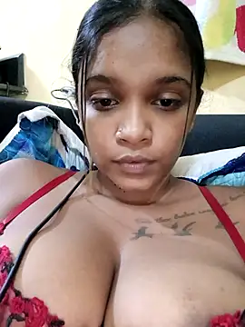 Indianqueen03 online show from February 15, 9:22 pm