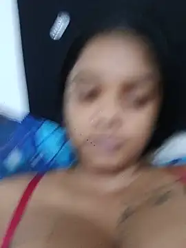 Snapshot of Indianqueen03 chatting on July 9, 8:13 pm Indianqueen03 online show from July 9, 8:13 pm