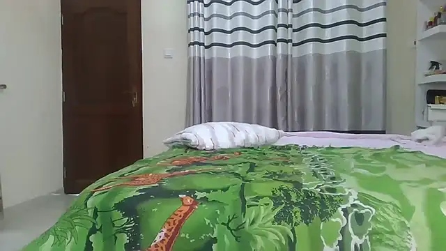 Fine assie online show from March 11, 3:07 pm