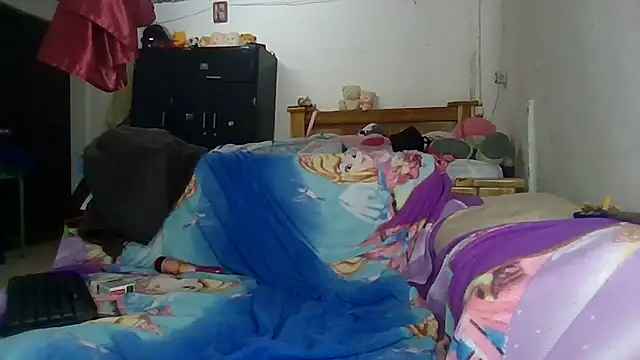 danae01 online show from March 7, 2:23 pm