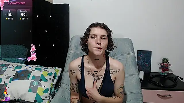 pretty cristal69 online show from October 21, 9:26 pm