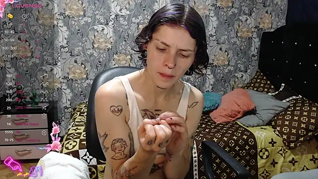 pretty cristal69 online show from April 24, 11:56 am