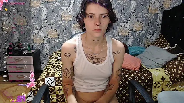 pretty cristal69 online show from April 30, 12:00 pm