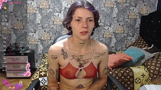 pretty cristal69 online show from May 2, 12:43 pm