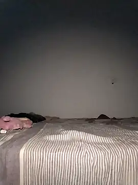 Snapshot of Sexygarl1024 chatting on December 20, 12:40 am Sexygarl1024 online show from December 20, 12:40 am