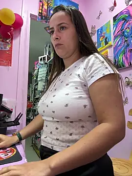 Snapshot of Rousse92 chatting on October 15, 10:43 pm Rousse92 online show from October 15, 10:43 pm