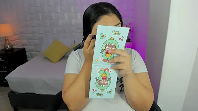 Snapshot of iris_torrez_ chatting on May 12, 12:13 pm iris torrez online show from May 12, 12:13 pm