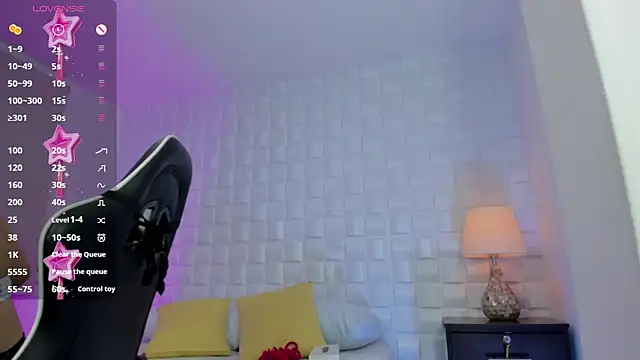 Snapshot of iris_torrez_ chatting on May 27, 12:24 pm iris torrez online show from May 27, 12:24 pm