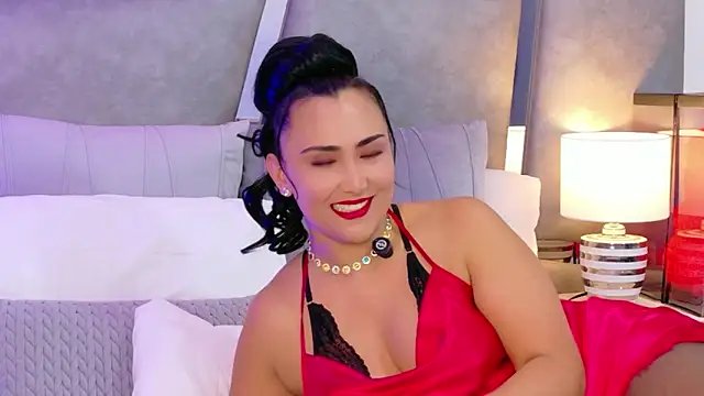 Evangeline Taylorr online show from November 7, 8:31 pm